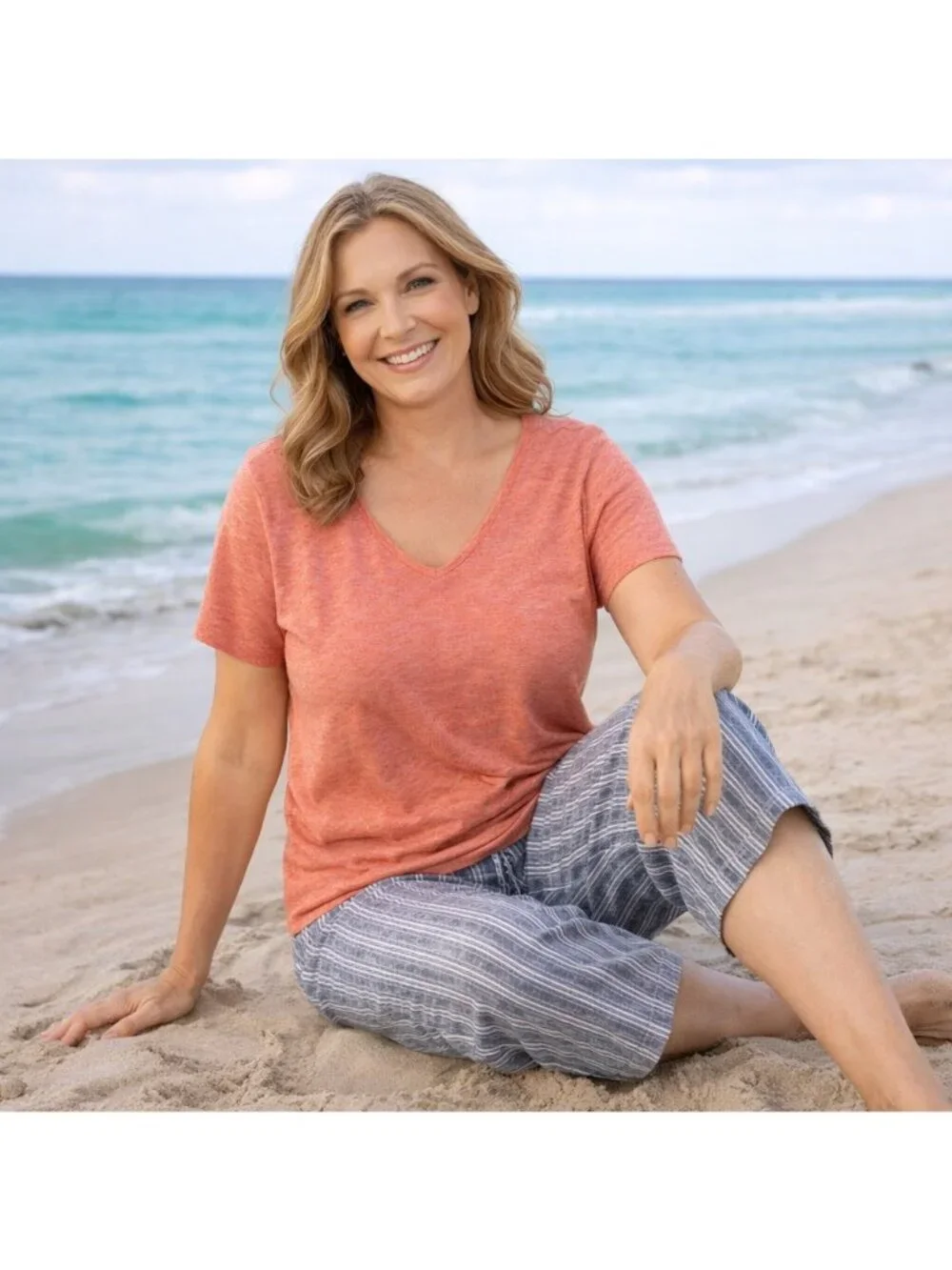 Victoria's Secret Coral V-Neck T-Shirt M Polyester/Linen Blend Beachy Vacation - Picture 2 of 12